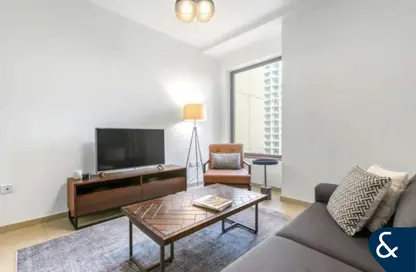 شقة - غرفة نوم - 2 حمامات للايجار في مرجان 1 - مرجان - جميرا بيتش ريزيدنس - دبي