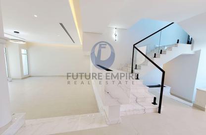 Villa - 4 Bedrooms - 5 Bathrooms for rent in Airport Road Area - Al Garhoud - Dubai