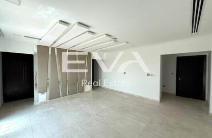 Villa - 4 Bedrooms - 5 Bathrooms for rent in District 3 - Jumeirah Park - Dubai Villa - 4 Bedrooms - 5 Bathrooms for rent in District 3 - Jumeirah Park - Dubai