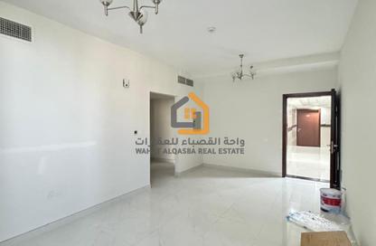 Apartment - 1 Bedroom - 2 Bathrooms for rent in Al Memzar Tower - Al Taawun Street - Al Taawun - Sharjah