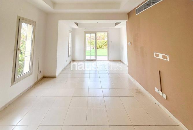 70266413 - صورة العقار 2