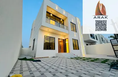 فيلا - 3 غرف نوم - 5 حمامات للايجار في الحليو 2 - الحليو - عجمان