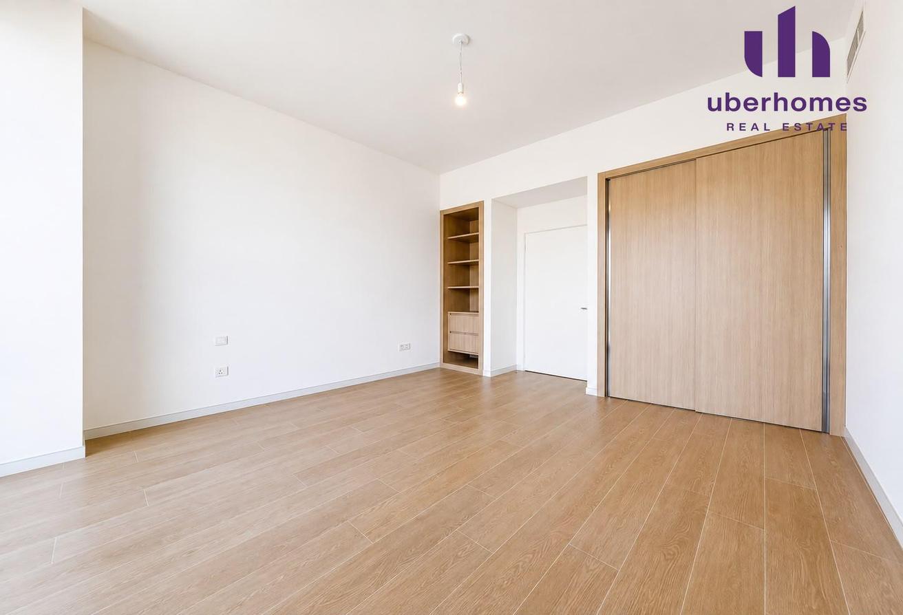 Corner Unit | Single Row | Close to Pool and Park photo 13