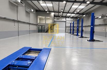 Warehouse - Studio - 3 for rent in Al Quoz Industrial Area 3 - Al Quoz Industrial Area - Al Quoz - Dubai