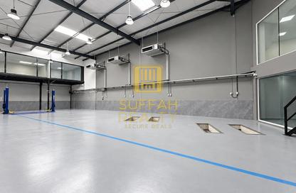 Warehouse - Studio - 3 for rent in Al Quoz Industrial Area 3 - Al Quoz Industrial Area - Al Quoz - Dubai