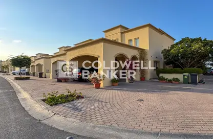 فيلا - 3 غرف نوم - 4 حمامات للبيع في الينابيع 10 - الينابيع - دبي