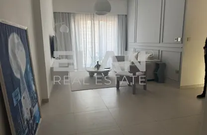 Apartment - 1 Bedroom - 1 Bathroom for rent in Burj Royale - Downtown Dubai - Dubai