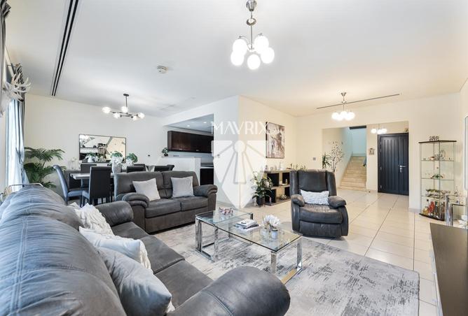 113701636 - Property Image 2