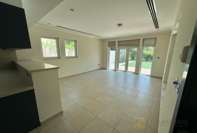 79823468 - Property Image 3