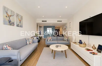Apartment - 2 Bedrooms - 2 Bathrooms for sale in Marina Heights - Dubai Marina - Dubai