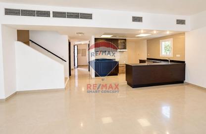 Villa - 4 - 5 for rent in Contemporary Style - Al Reef Villas - Al Reef - Abu Dhabi