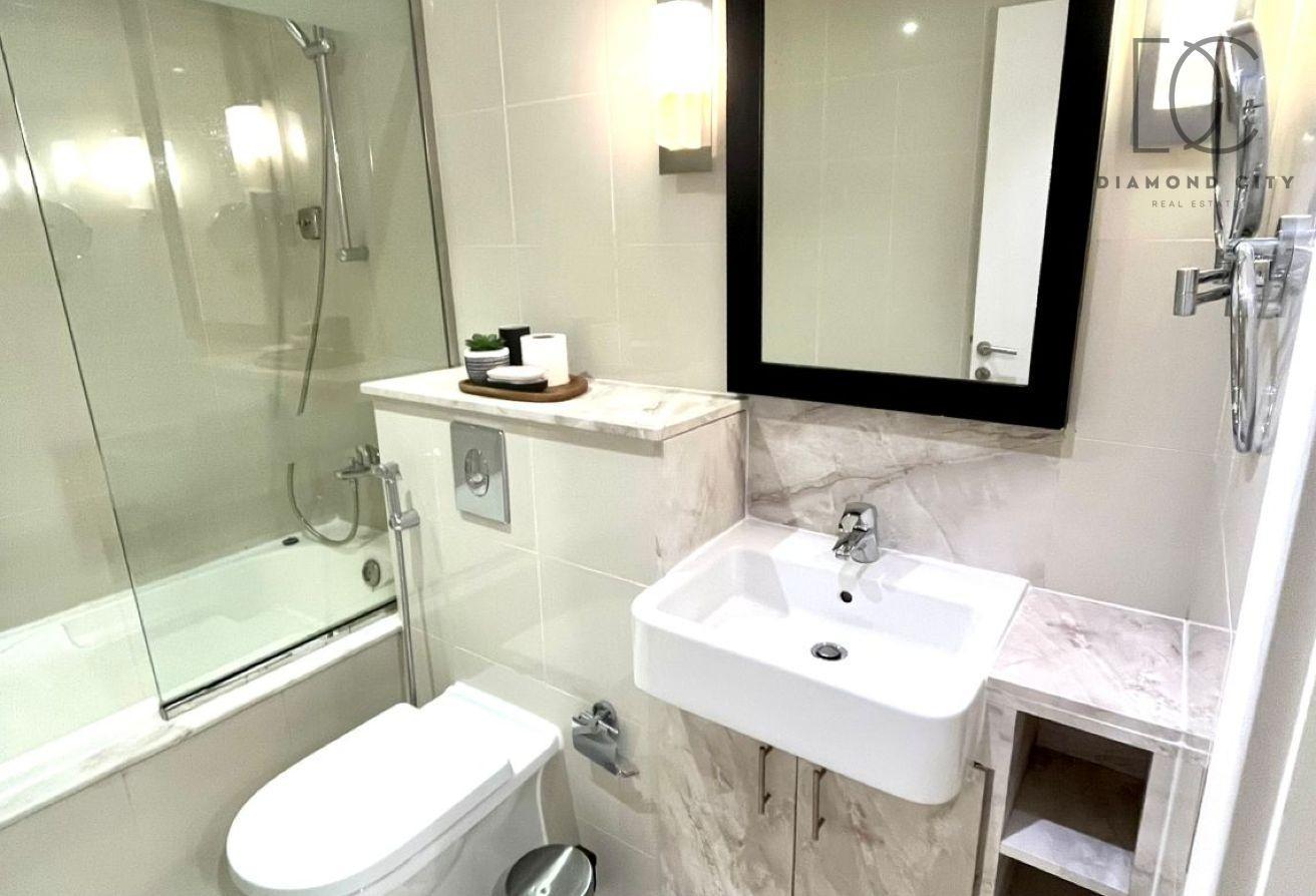 Stylish Furnished Studio For Rent photo 4
