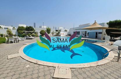 Villa - 4 - 4 for rent in Jumeirah 1 Villas - Jumeirah 1 - Jumeirah - Dubai