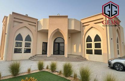 Villa - 3 - 4 for rent in Al Aweer 1 - Al Aweer - Dubai Villa - 3 - 4 for rent in Al Aweer 1 - Al Aweer - Dubai
