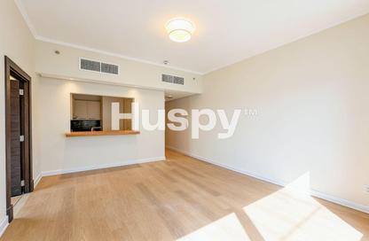 Apartment - 1 Bedroom - 2 Bathrooms for rent in Silverene Tower B - Silverene - Dubai Marina - Dubai