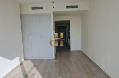 Apartment - Studio - 1 Bathroom for rent in Bloom Towers C - Bloom Towers - District 10 - Jumeirah Village Circle - Dubai