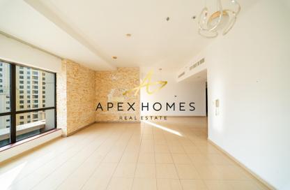 Apartment - 2 Bedrooms - 3 Bathrooms for rent in Rimal 1 - Rimal - Jumeirah Beach Residence - Dubai