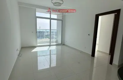 شقة - غرفة نوم - 2 حمامات للايجار في ذا جيت ريزيدينس 2 - مجمع دبي ريزيدنس - دبي لاند - دبي