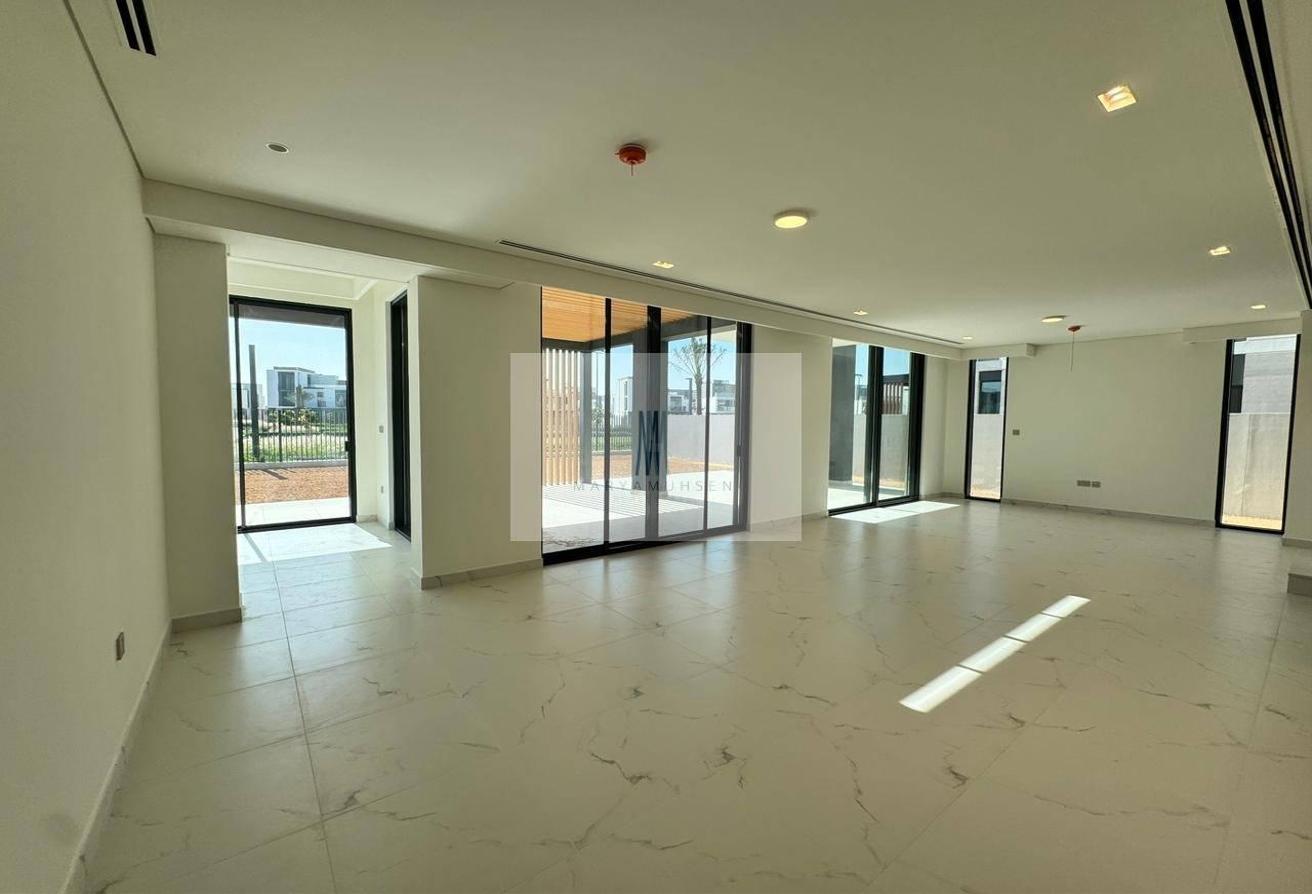 1 MONTH FREE / BRAND NEW / PARK AND POOL FACING photo 25
