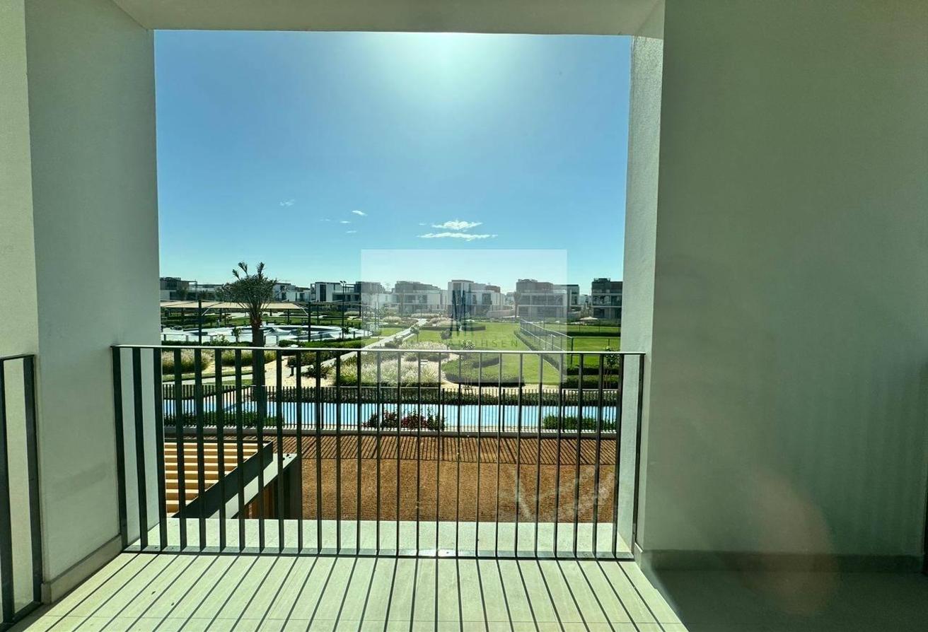 1 MONTH FREE / BRAND NEW / PARK AND POOL FACING photo 24