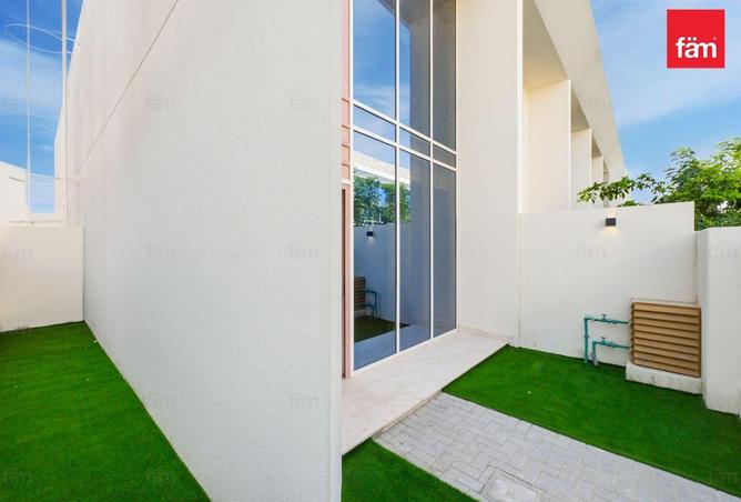 105112600 - Property Main Image