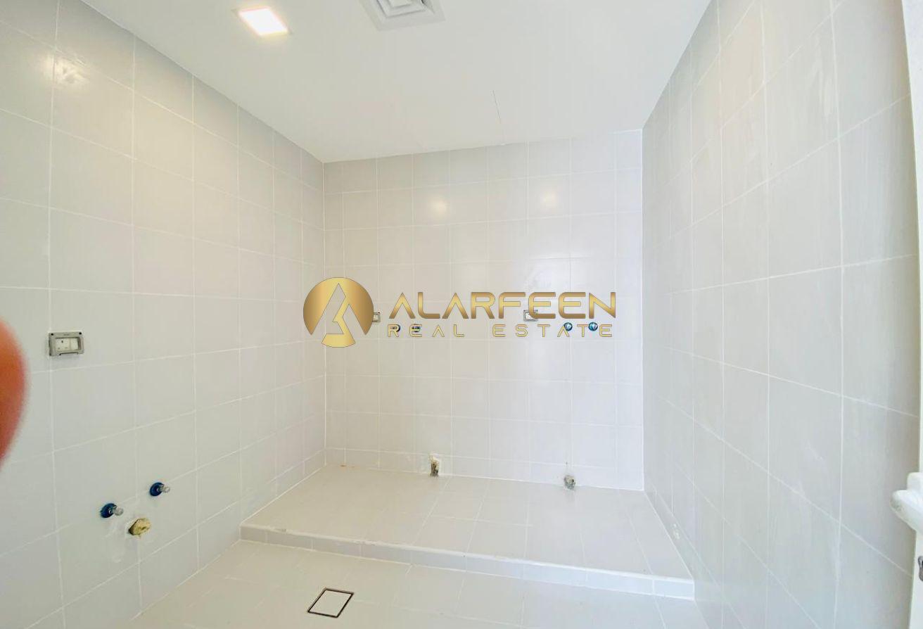5BR+Maidroom | Spacious Villa | Community View photo 29