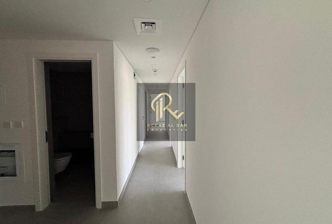 111408417 - Property Image 3