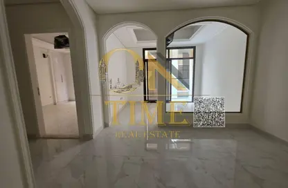 شقة - 2 غرف نوم - 4 حمامات للايجار في 3 المويهات - المويهات - عجمان