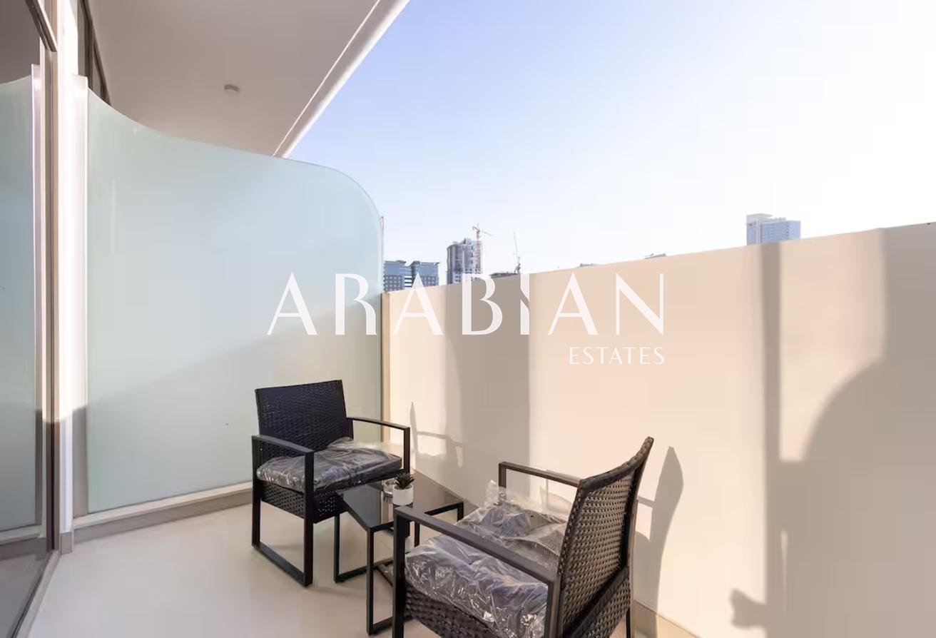 LUXURY LIVING | FULLY FURNISHED | AVAILABLE NOW photo 9