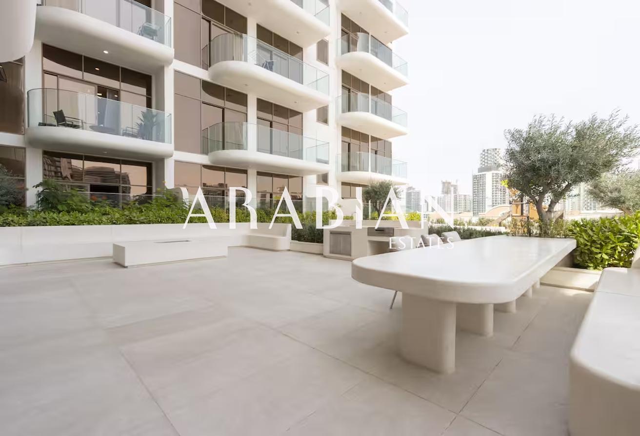 LUXURY LIVING | FULLY FURNISHED | AVAILABLE NOW photo 13