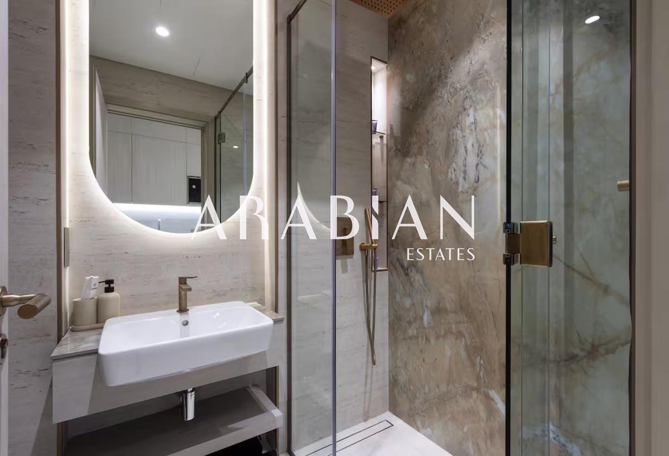 LUXURY LIVING | FULLY FURNISHED | AVAILABLE NOW photo 11