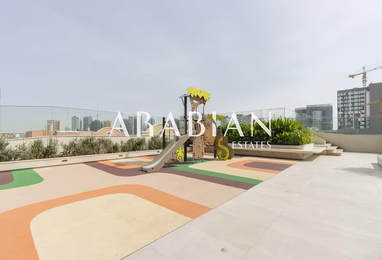 LUXURY LIVING | FULLY FURNISHED | AVAILABLE NOW photo 18