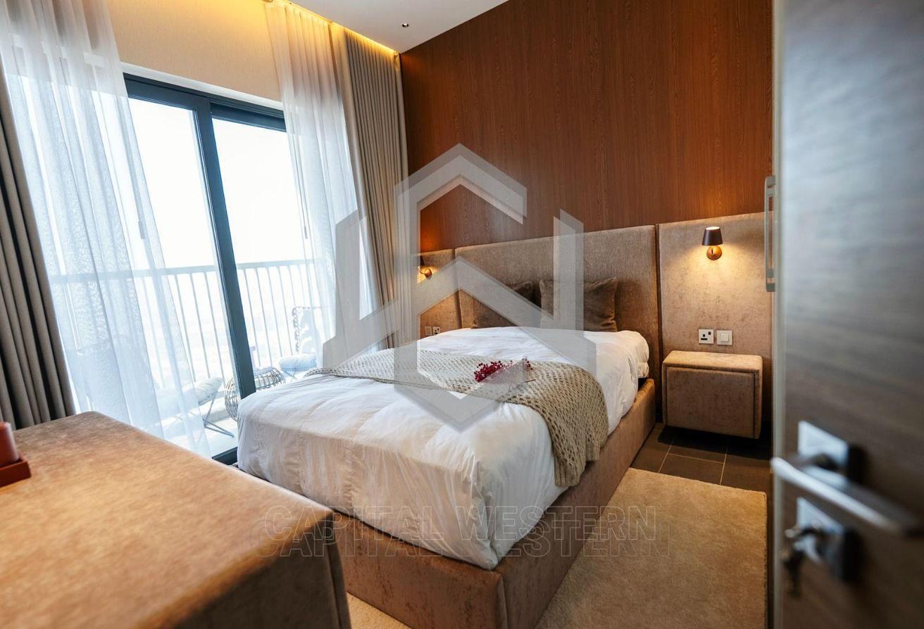 Brand New | Luxurious | Fully Furnished photo 7