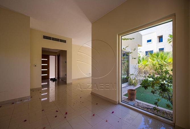 84892841 - صورة العقار 3