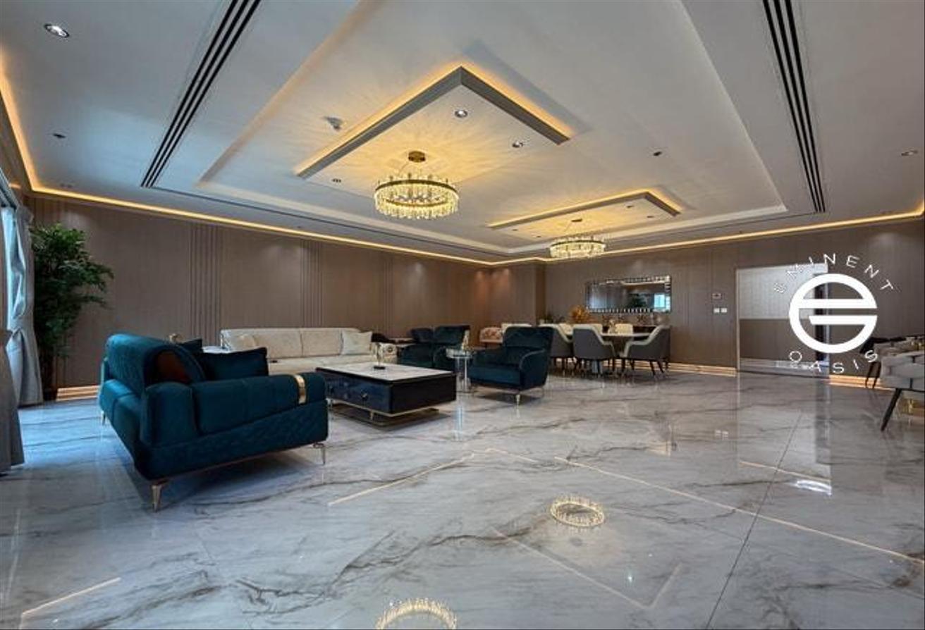 Multiple Options | Sale | Vacant | Palm view photo 2