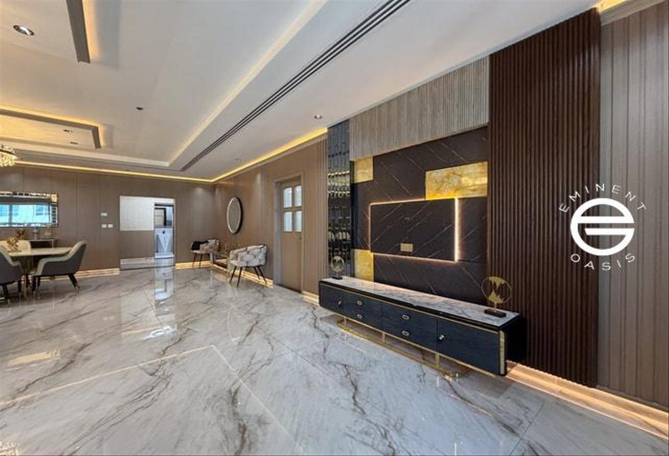 Multiple Options | Sale | Vacant | Palm view photo 4