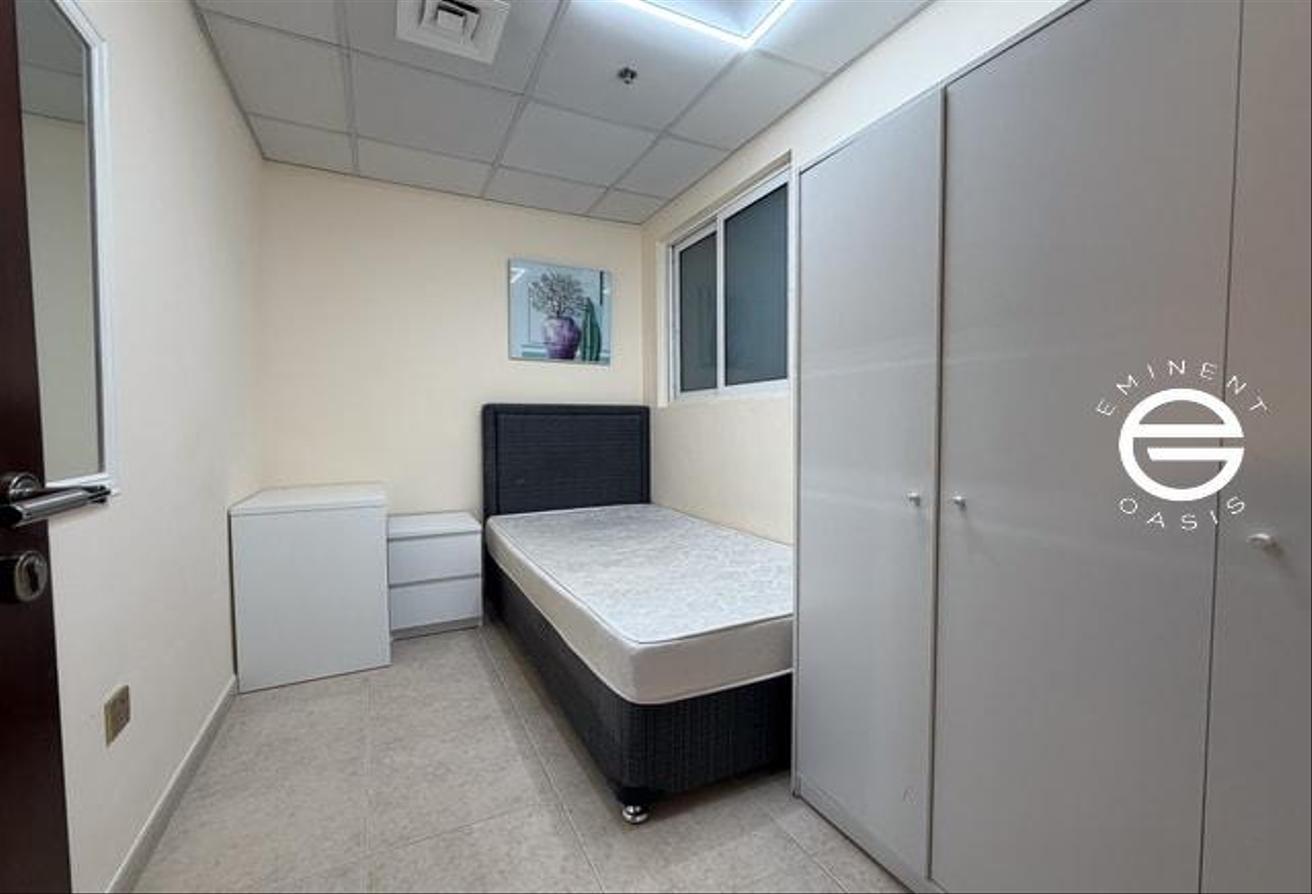 Multiple Options | Sale | Vacant | Palm view photo 5