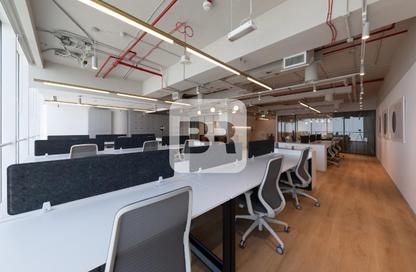 Office Space - Studio - 2 for rent in Burj Al Salam - Sheikh Zayed Road - Dubai Office Space - Studio - 2 for rent in Burj Al Salam - Sheikh Zayed Road - Dubai