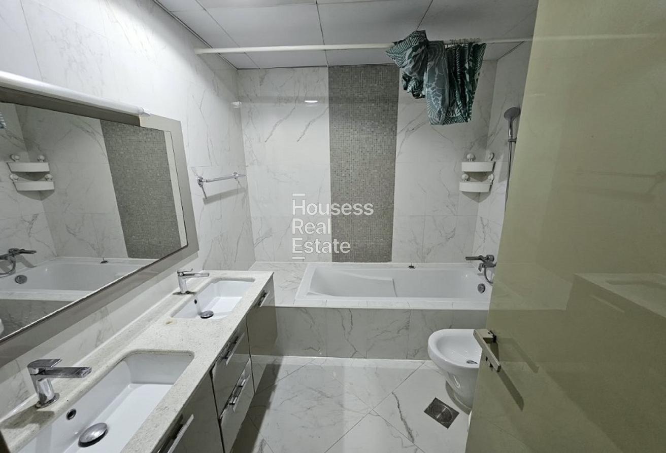 Spacious 2BR with Balcony|Furnished|Near Metro photo 18