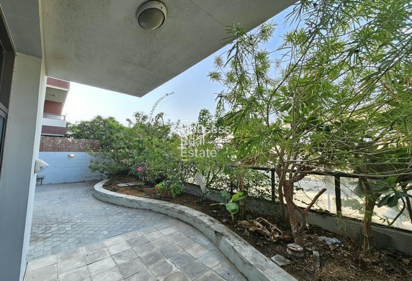 Spacious 2BR with Balcony|Furnished|Near Metro photo 15