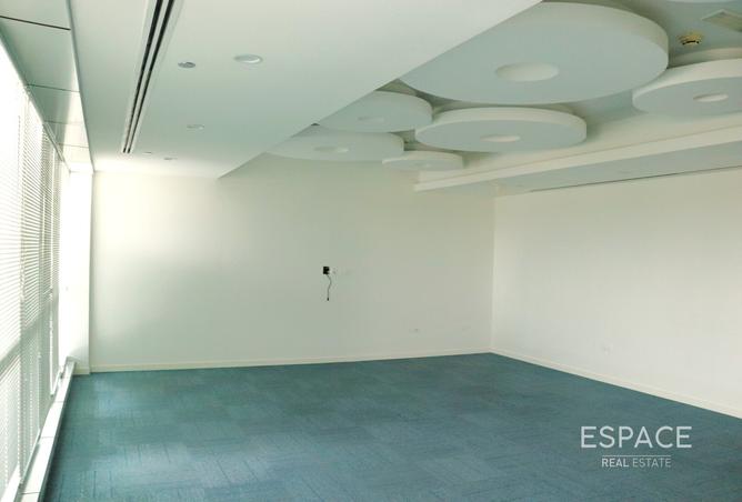 136075901 - Property Image 2