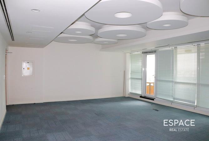 136075901 - Property Main Image