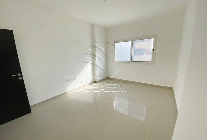 16030282 - Property Image 3