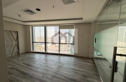 Office Space - Studio for rent in The Regal Tower - Business Bay - Dubai