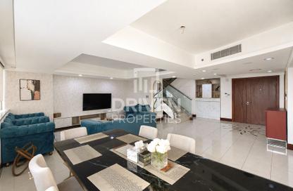 Apartment - 2 - 3 for sale in Jumeirah Living - Trade Centre Second - World Trade Center - Dubai
