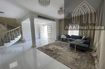 Apartment - 3 Bedrooms - 4 Bathrooms for rent in Al Safa 1 Villas - Al Safa 1 - Al Safa - Dubai