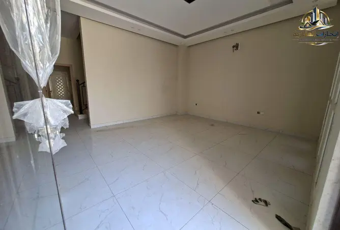 145516280 - Property Image 3