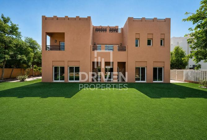 Golf Course View | Private Pool | Vacant