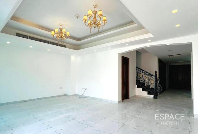 62071918 - Property Image 2