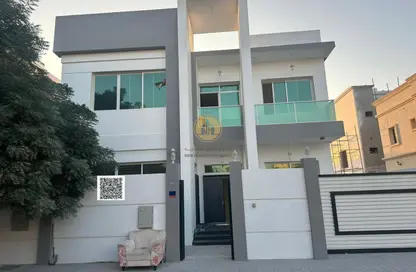 Villa - 5 Bedrooms - 6 Bathrooms for sale in Al Amira Village - Al Yasmeen - Ajman